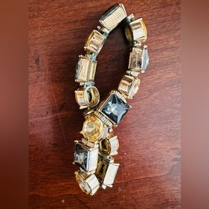 Stretchy bling bracelet